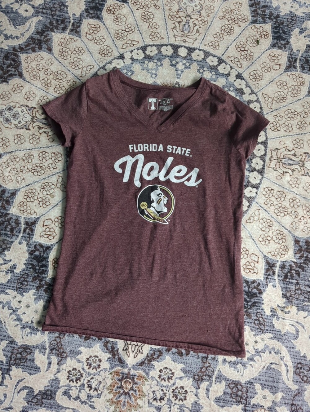 **3/$10** University T Floida State Tshirt Size XL (Girls)